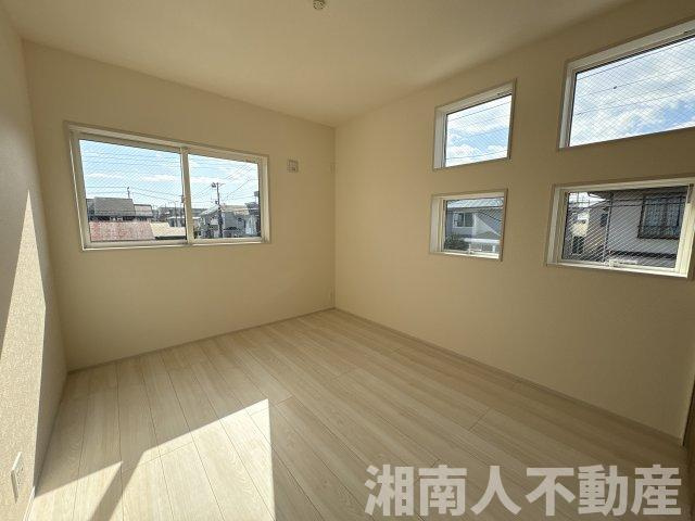 平塚市東中原1丁目　新築戸建の洋室|きれいな洋室です