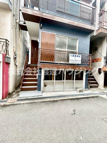 横枕西一戸建のエントランス