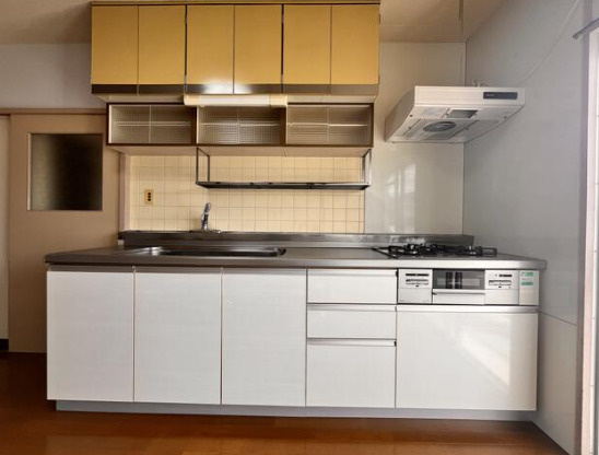 静岡市葵区与一５丁目の中古マンションのキッチン