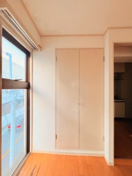 自由が丘オークヒルの居間・リビング