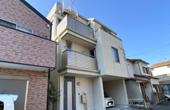 売中古戸建　静岡市葵区瀬名５丁目の外観