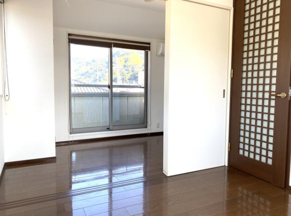 売中古戸建　静岡市葵区瀬名５丁目の洋室