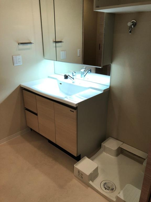 ユーカリが丘　スカイプラザ・ミライアタワーの洗面所