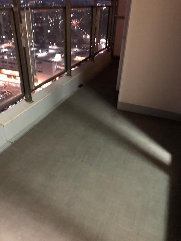 ユーカリが丘　スカイプラザ・ミライアタワーのバルコニー