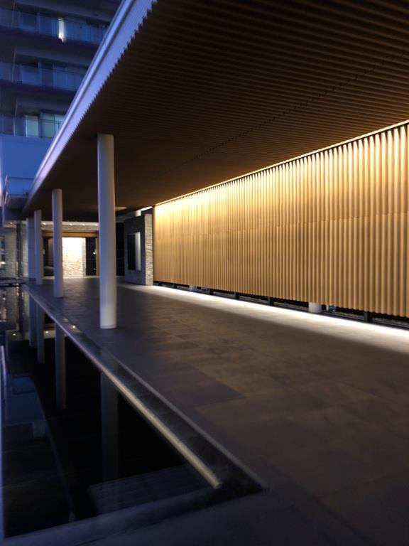 ユーカリが丘　スカイプラザ・ミライアタワーのエントランス