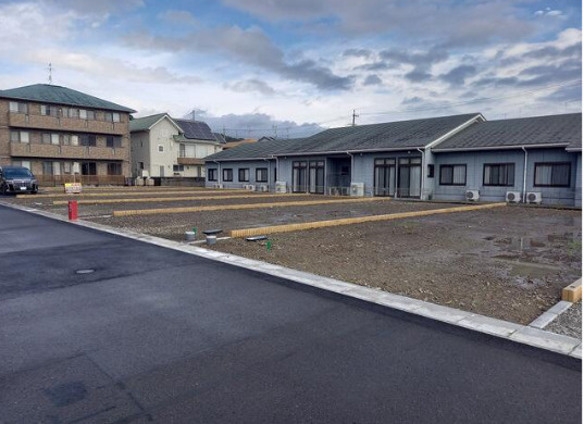 売土地　静岡市清水区楠の前面道路含む現地写真