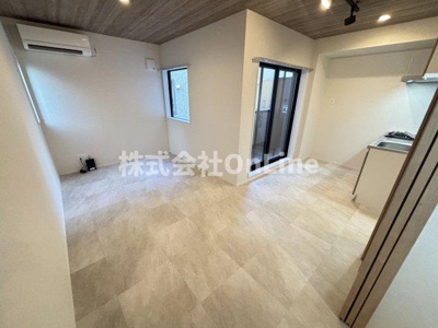 【洋室】 | Royal Maison城東