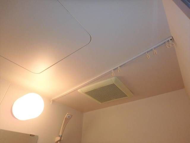 ベル・ネスト武蔵境の浴室