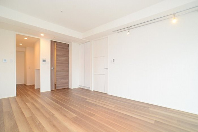 【居間・リビング】 | ステージグランデ上野松が谷 | ※カラータイプ異なります