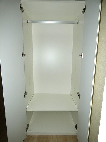 シティタワー金町　タワー棟の収納|洋室　クロゼット　内装済