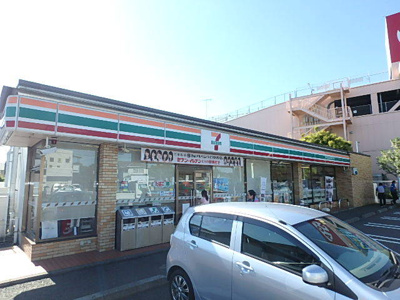 セブンイレブン横浜泉上飯田店まで280ｍ