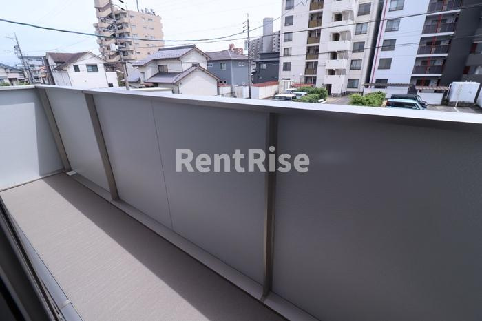 プロムナード S棟の庭