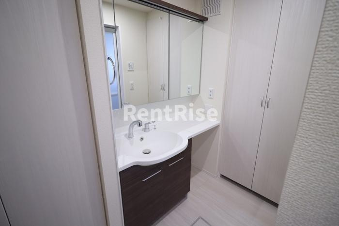 プロムナード S棟の居間・リビング