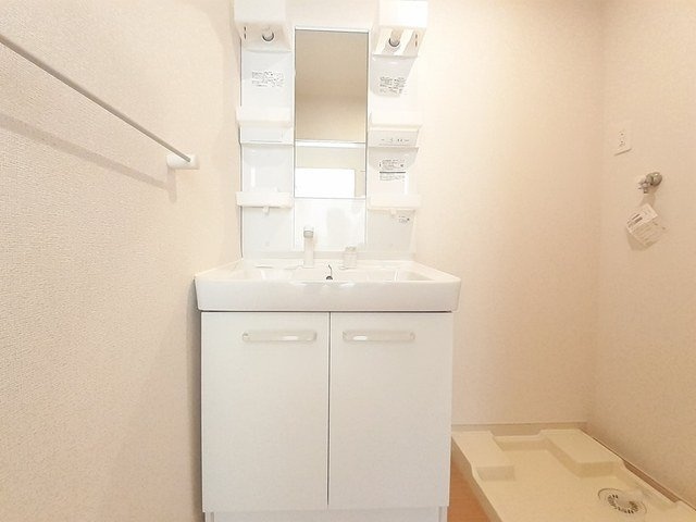 シャノワールの洗面所|広い洗面スペース