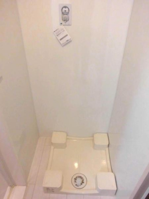 【洗面所】 | リヴェール | 洗濯機置き場