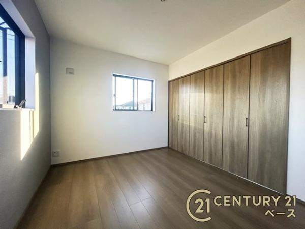 桜井市西之宮 ６号棟 ／新築一戸建の洋室|■現地撮影写真■明るい雰囲気の洋室です！