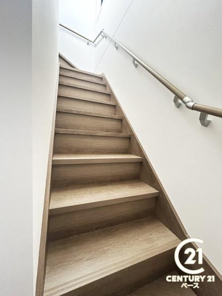 桜井市西之宮 ６号棟 ／新築一戸建の内装|こちらは階段になっております。
