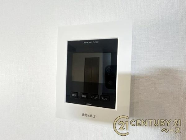 桜井市西之宮 ６号棟 ／一戸建の内装|ＴＶモニター付きインターホンで防犯対策もバッチリ！来客も一目でわかり安心です！