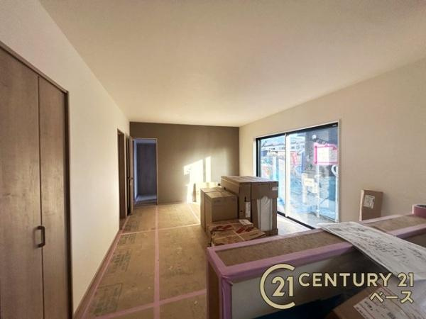 桜井市西之宮 ５号棟 ／新築一戸建の居間・リビング