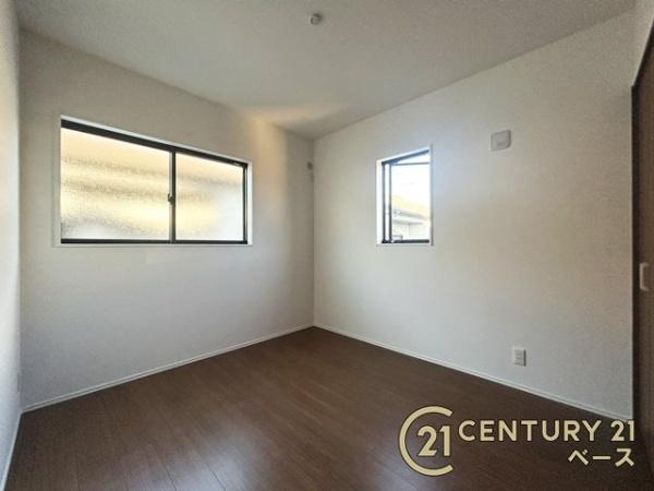 桜井市西之宮 ２号棟 ／新築一戸建の洋室|明るい雰囲気の洋室です！