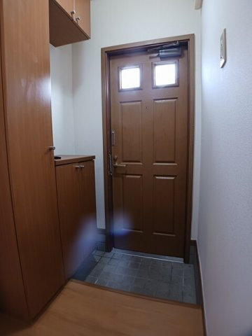 ミレニアムハイツ　Ｓの玄関