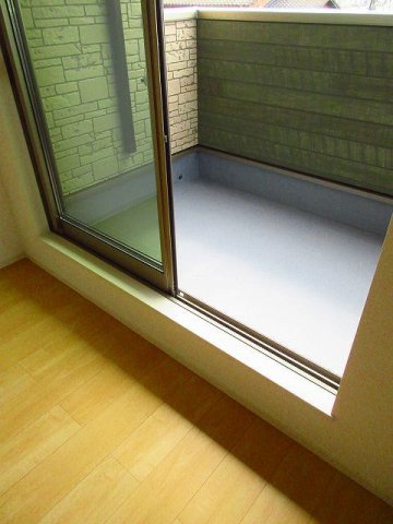 ラフレシールⅢＡのバルコニー