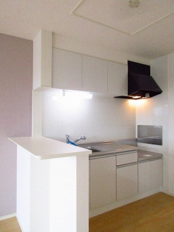 ラフレシールⅢＡのキッチン