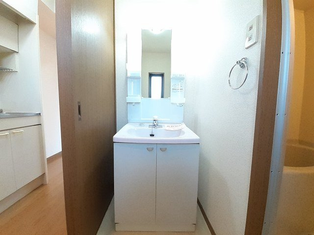 ソレイユ開成Ｂの洗面所