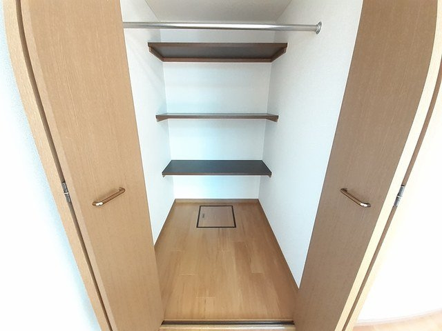 ソレイユ開成Ｂの収納