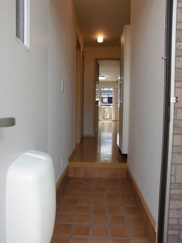 ラフレシールの玄関