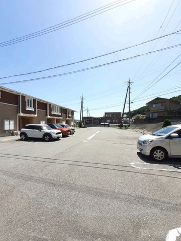 ラ・ルナ　Ⅲの駐車場