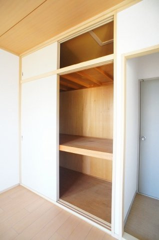 農住メゾン・プレミールＢの収納