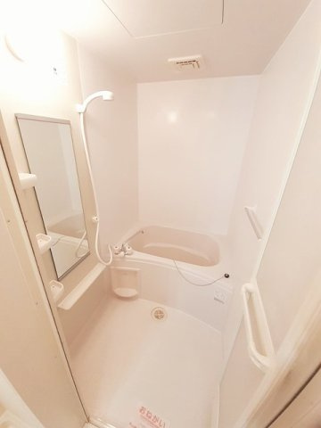 メゾン・ド・四季Ⅰの浴室