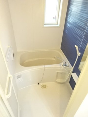 【浴室】 | アークヒルズ知手Ｄ | コンパクトで使いやすいお風呂です