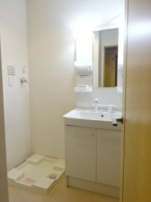 【洗面所】 | アークヒルズ知手Ｄ | 脱衣スペースもあります