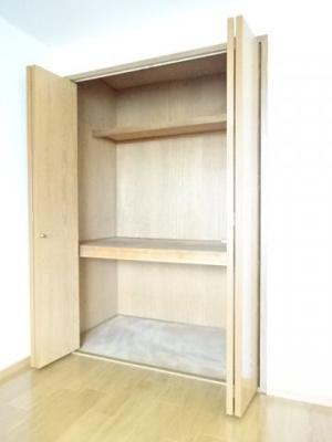 【収納】 | ファミール旭ケ丘Ⅱ | 便利な収納スペースです