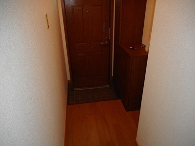 【玄関】 | サンヴェールⅠ | 明るい玄関です