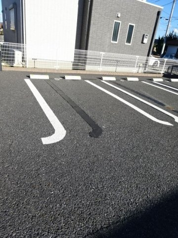 メゾン・喜美の駐車場|駐車スペースもあります