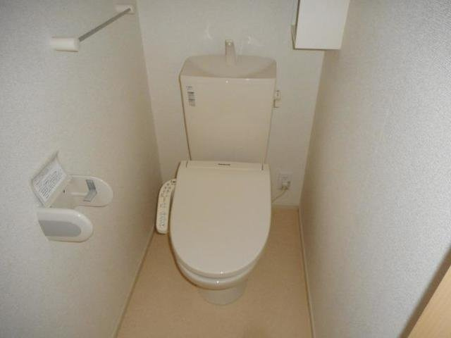 アゼリア　ソレイユのトイレ|シンプルで使いやすいトイレです