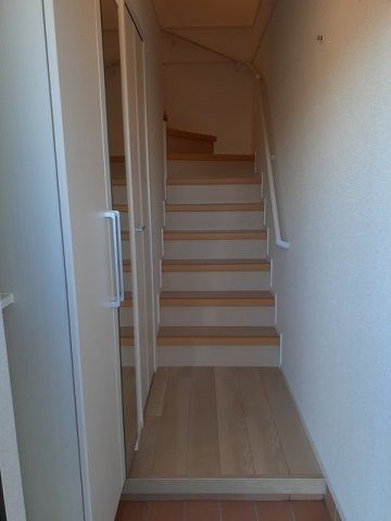 アベニールカルミアの玄関|きれいな玄関です