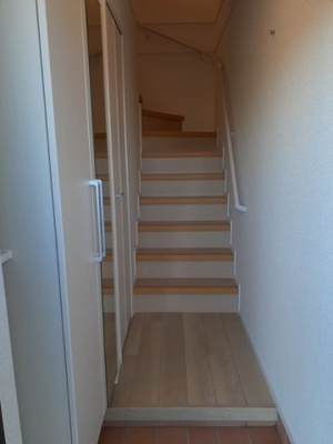 【玄関】 | アベニールカルミア | きれいな玄関です