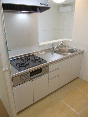 【キッチン】 | グランファミーユⅠ | 使いやすいキッチンです