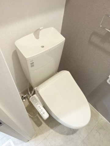 ココット　ハウスのトイレ|落ち着いた色調のトイレです