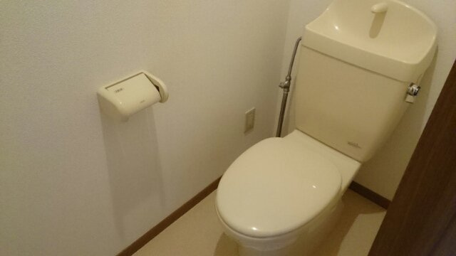 エレガンテ・Ｍ　Ⅱのトイレ|落ち着いたトイレです