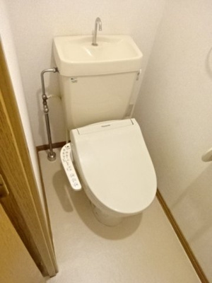 【トイレ】 | サンヴェールⅡ | シンプルで使いやすいトイレです