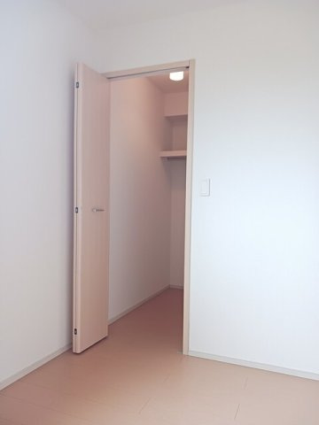 セイバリーヒルズの収納|大きなスペースがあり、収納には困りません