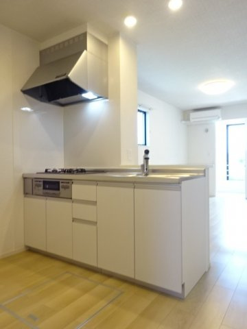 ＭＫハイツ　Ｂのキッチン|コンパクトなキッチンで掃除もラクラク