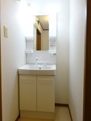 【洗面所】 | アン・プレーヌＡ | コンパクトで使いやすい洗面所