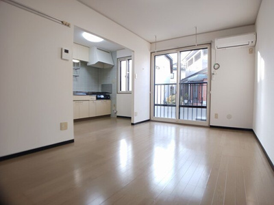 【居間・リビング】 | ＡＱＵＡ楢山Ｂ