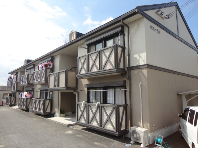 パストラルの外観